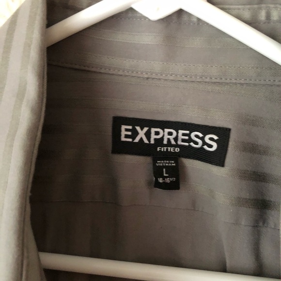 Express Men’s Button Down - Picture 2 of 3
